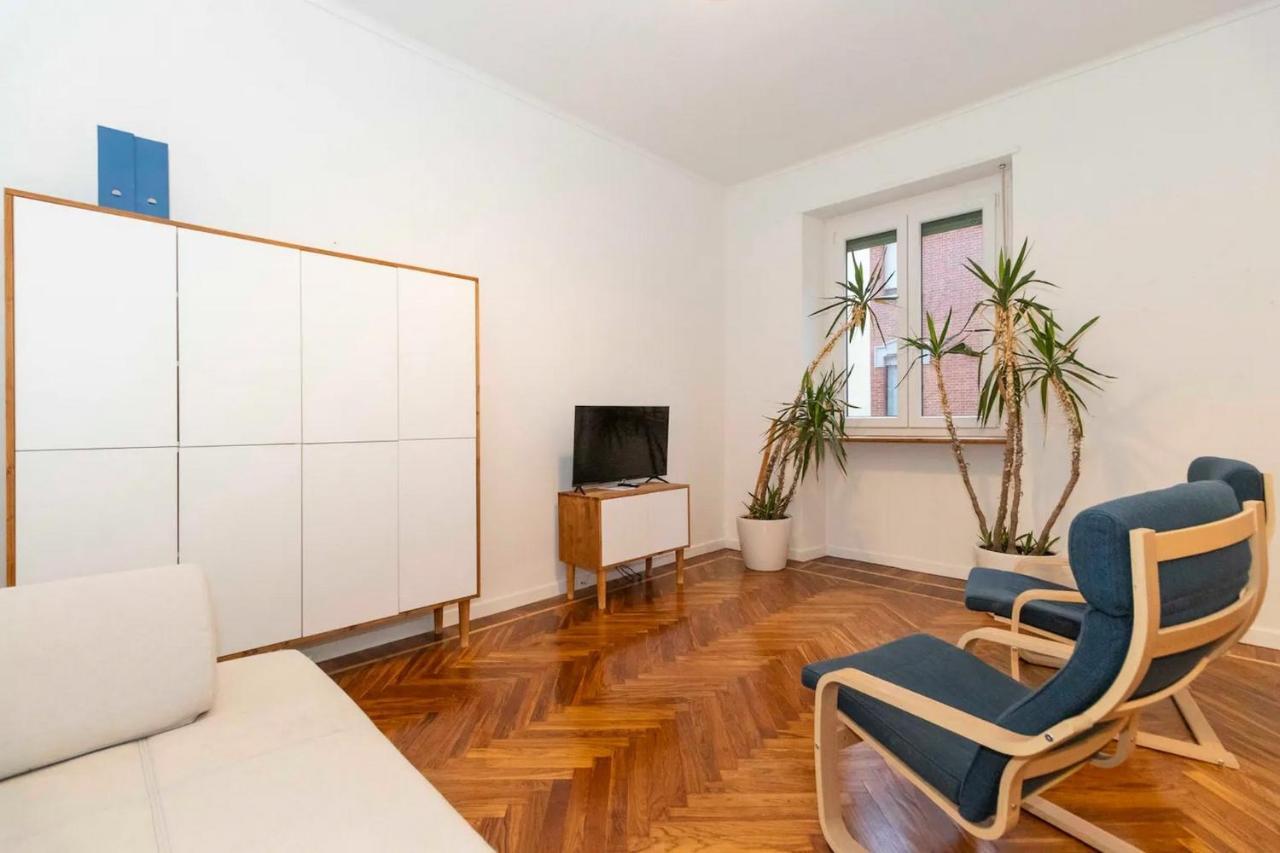 New! Cit Turin Elegant Apt With Parking Εξωτερικό φωτογραφία